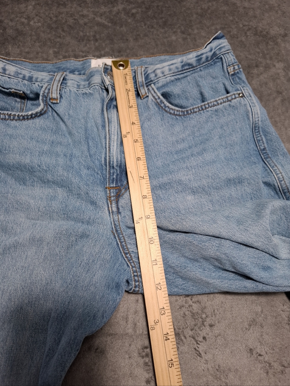 FRAME Denim Le Lounge High Rise Relaxed Cropped Jogger Jean in Chill - Size 29 - Picture 12 of 15